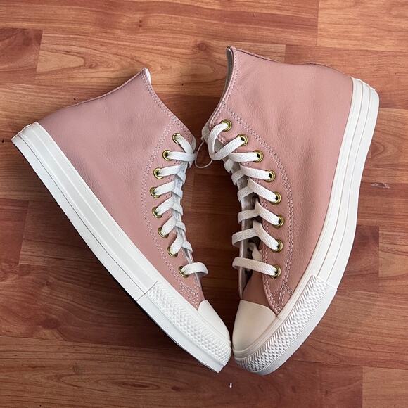 NEW Womens Size 10 Converse All Star Chuck Taylor CTAS High Top Leather Shoes - Picture 2 of 9